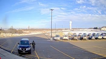 Weather camera view of Calcium Primary School.