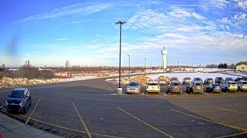 Weather camera view of Calcium Primary School.