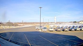 Weather camera view of Calcium Primary School.