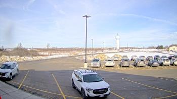 Weather camera view of Calcium Primary School.