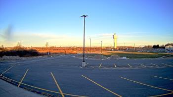 Weather camera view of Calcium Primary School.