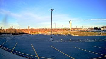 Weather camera view of Calcium Primary School.