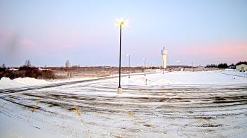 Weather camera view of Calcium Primary School.