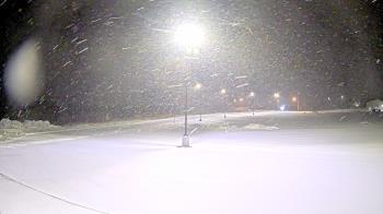 Weather camera view of Calcium Primary School.