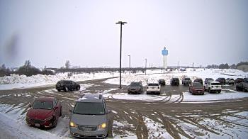 Weather camera view of Calcium Primary School.
