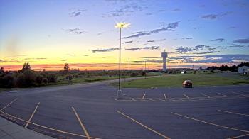 Weather camera view of Calcium Primary School.