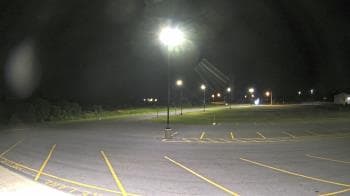 Weather camera view of Calcium Primary School.