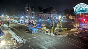Weather camera view of City of Connersville.