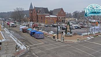 Weather camera view of City of Connersville.