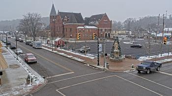 Weather camera view of City of Connersville.