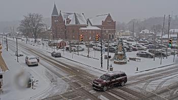 Weather camera view of City of Connersville.