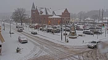 Weather camera view of City of Connersville.