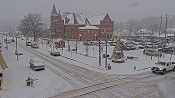 Weather camera view of City of Connersville.