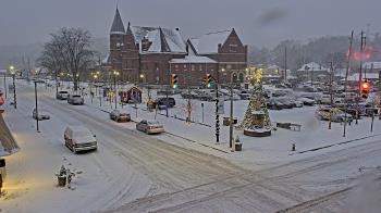 Weather camera view of City of Connersville.