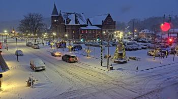 Weather camera view of City of Connersville.