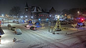 Weather camera view of City of Connersville.