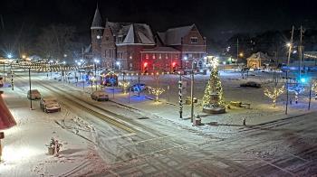 Weather camera view of City of Connersville.