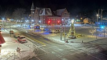 Weather camera view of City of Connersville.