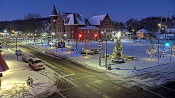 Weather camera view of City of Connersville.
