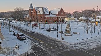 Weather camera view of City of Connersville.