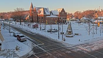 Weather camera view of City of Connersville.