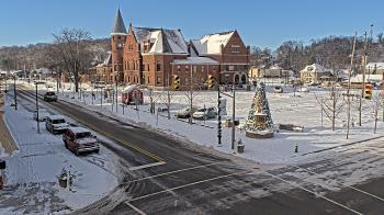 Weather camera view of City of Connersville.