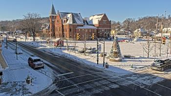 Weather camera view of City of Connersville.