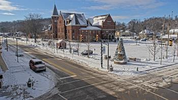 Weather camera view of City of Connersville.