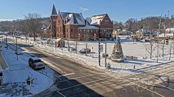 Weather camera view of City of Connersville.