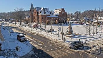 Weather camera view of City of Connersville.