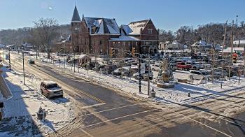Weather camera view of City of Connersville.