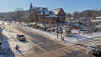 Weather camera view of City of Connersville.