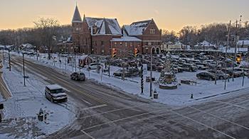 Weather camera view of City of Connersville.