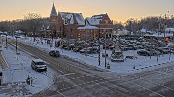 Weather camera view of City of Connersville.