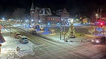 Weather camera view of City of Connersville.