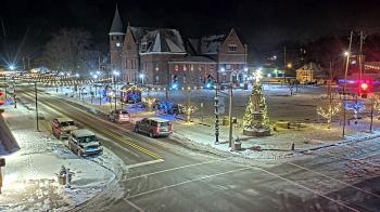 Weather camera view of City of Connersville.