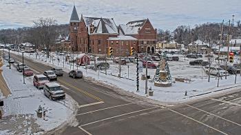 Weather camera view of City of Connersville.