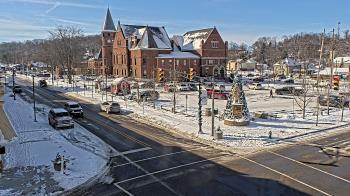 Weather camera view of City of Connersville.