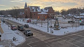 Weather camera view of City of Connersville.