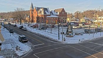 Weather camera view of City of Connersville.