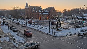 Weather camera view of City of Connersville.