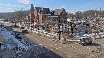 Weather camera view of City of Connersville.