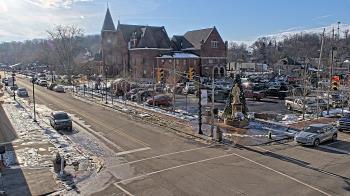 Weather camera view of City of Connersville.