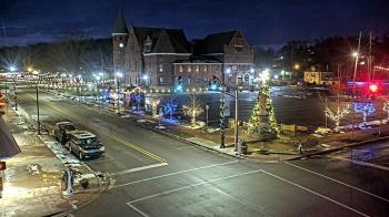 Weather camera view of City of Connersville.
