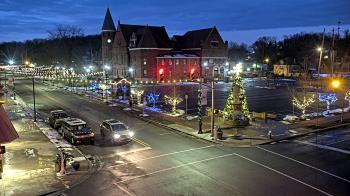 Weather camera view of City of Connersville.