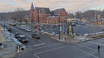 Weather camera view of City of Connersville.