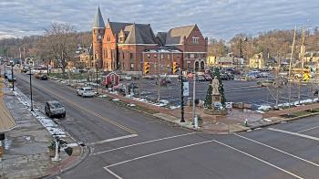 Weather camera view of City of Connersville.