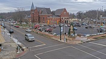 Weather camera view of City of Connersville.