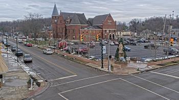 Weather camera view of City of Connersville.