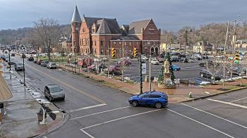 Weather camera view of City of Connersville.